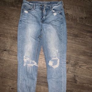 American Eagle Mom Jeans